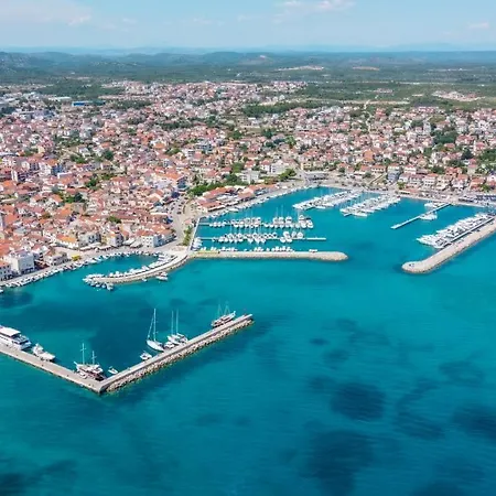 Crowonder Adriatic Premium Near The *