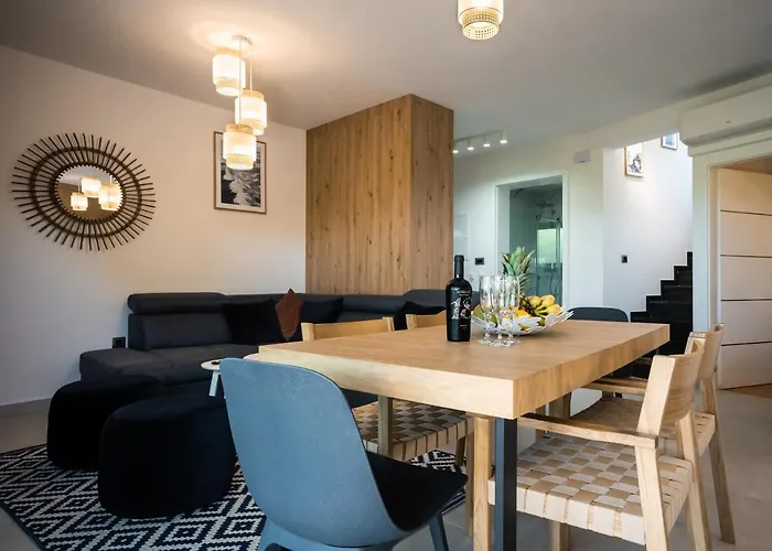 Crowonder Adriatic Premium Near The Semesterbostad *