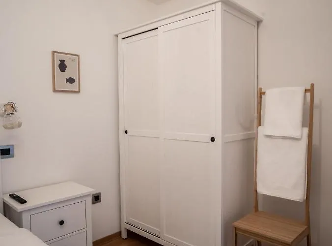 Crowonder Adriatic Premium Near The 沃迪切