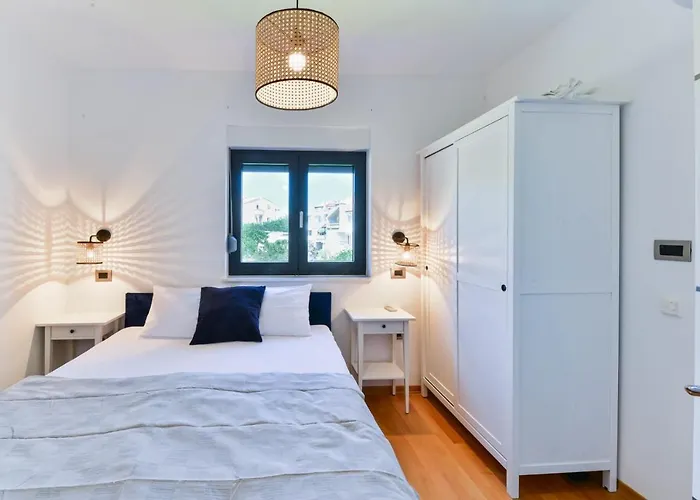 Semesterbostad Crowonder Adriatic Premium Near The