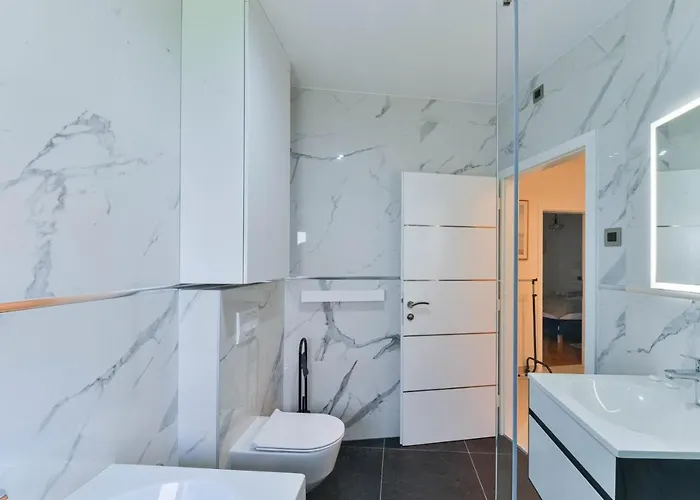 Crowonder Adriatic Premium Near The 度假居 沃迪切